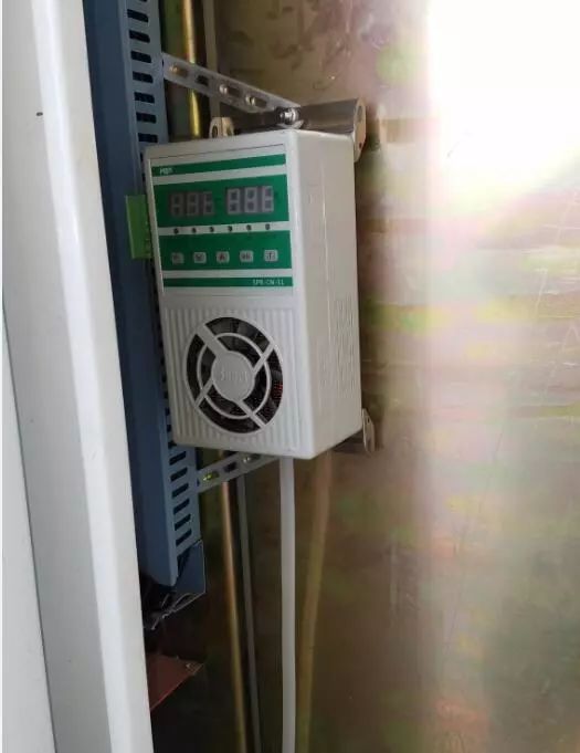如何防潮和除濕海上電力設(shè)備(高電壓開關(guān)柜)？