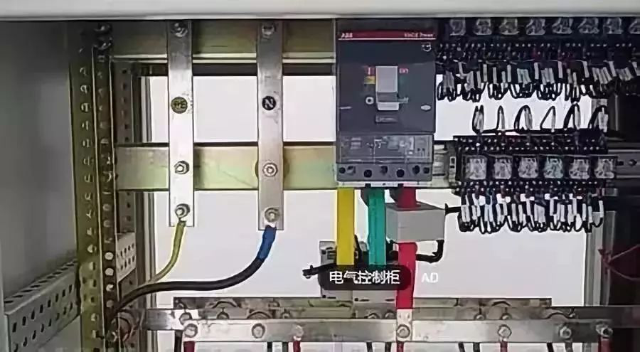 配電柜安裝禁忌:一個錯誤往往會導致無盡的麻煩。